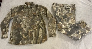 Woolrich RealTree camicia mimetica in flanella con bottoni Med Wrangler pantaloni 34 x 32 - Foto 1 di 14