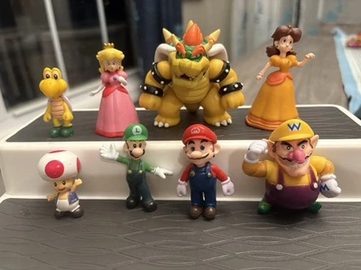 Super Mario Brothers Nintendo Figures Lot Of 8 Luigi Bowser Peach Mushroom Other - Image 1 of 4