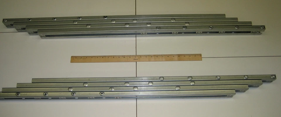 钢质非均等桌滑 42 英寸 - 一对 - 多种选择! — 第 1/1 张图片