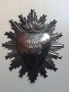EX VOTO CUORE h20cm CON STEMMA MARIANO IN METALLO ARGENTATO INVECCHIATO - Foto 1 di 1