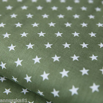 Baumwollstoff Baumwolle Sterne Weiß 8mm Groß auf Olive Grün Stoff mit Sternen