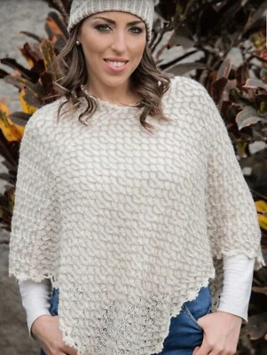 NUEVO Poncho Alpaca International Tejido a Mano 100% Lana de Alpaca Bebé Perú TALLA ÚNICA Foto 1 de 4