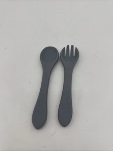 Silicone Fork & Spoon Set For Babies & Toddlers Learning To Self-feed Food Grade - Picture 1 of 2