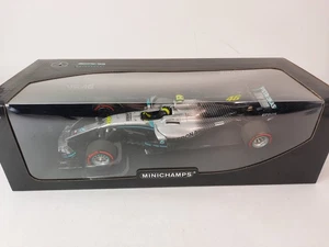Minichamps Mercedes W08 #46 Valentino Rossi Valencia 2019 1/18 110191746 - Foto 1 di 4