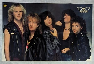 AEROSMITH POSTER estraibile 32" x 20" dalla rivista Rip 1988 - Foto 1 di 3