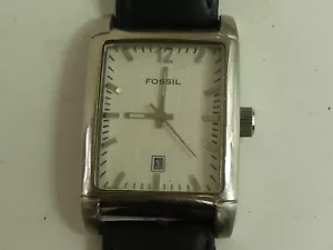 (ref109W) Men's Fossil Tank Wristwatch Not Working - Picture 1 of 4