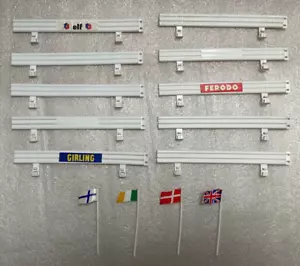 Classic Scalextric 1:32 Track - C274 Barreras de vía blancas x 10 con 4 banderas - Imagen 1 de 2