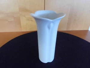 Vase 12,5 cm hoch weiß von Arzberg-Porzellan NEU - Bild 1 von 1