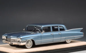wonderful modelcar 1/43 Cadillac Fleetwood 75 Limousine 1950 - bluemetallic - Picture 1 of 4
