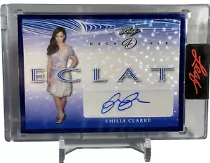 Emilia Clarke 2023 Leaf Decadence Pop Century Eclat Blue Autogrammkarte #4/8 - Bild 1 von 3
