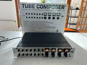 Behringer T-1952 - Picture 1 of 10