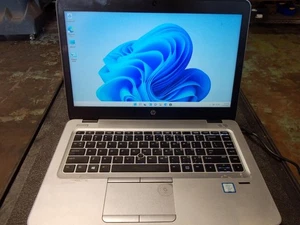 HP EliteBook 840 G3 14" Core i5-6300U 2.40GHz 8GB 500GB SSD W11 Laptop (H993) - Picture 1 of 7