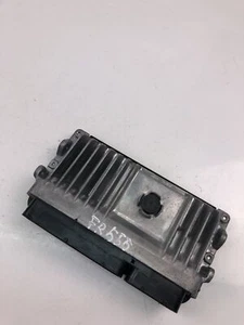 FR555 TOYOTA Engine Control Unit ECU 89661-05G10 - Picture 1 of 4