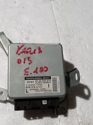 2250001390 centralina servosterzo Toyota Yaris del 2013 - Immagine 1 di 4