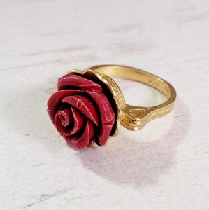 Romántico Anillo Chapado en Oro 18K Flor Rosa Roja Talla 8 Hecho en Israel - Imagen 1 de 13