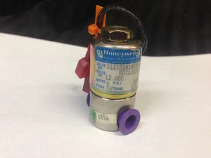 Honeywell Skinner Ventil 1/8 ORIF, 12 VDC, 6 W, 100 PSI (3121BSN1NE00RRT0J1C1) - Bild 1 von 2