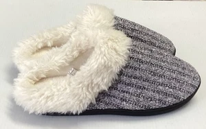 Isotoner Gray & White Slippers Women Size 9.5 - 10 - Picture 1 of 6