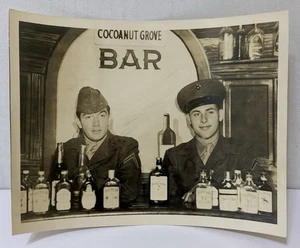 Seltenes 1940er Foto COCOANUT GROVE Bar AMBASSADOR HOTEL Los Angeles KENNEDY MORD - Bild 1 von 6