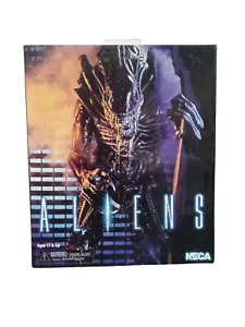 NEW! - NECA Aliens Xenomorph Warrior (Arcade Appearance) Action Figure - SEALED! - Picture 1 of 6