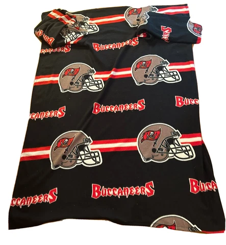 Vintage Tampa Bay Buccaneers Logo Blanket W Sleeves - Combo -Snapback Hat Cap Cover