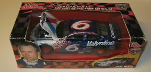 RACING CHAMPIONS CAR-NASCAR- MARK MARTIN-DRIVER SERIES- 1:24 SCALE DIE CAST- NEW - Picture 1 of 4