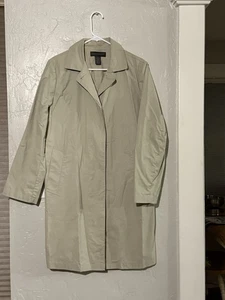 Banana Republic Women's Coat Size M, Button-Up, Water Resistant - Picture 1 of 4