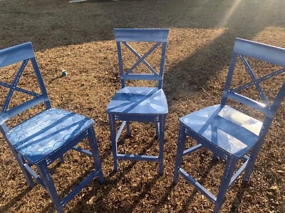 Handpainted Spring Blue Chairs (Set of 3) NEW Foto 1 de 4