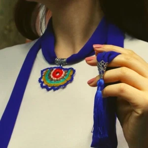 handgemachte traditionelle Schalkette Häkelspitze Quasten Halsband Kette Spitze - Bild 1 von 1