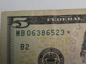 Circulated 2013 $5 FRN Star Note MB06386523* - #11107-35 - Bild 1 von 3