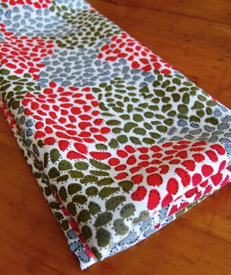 Vtg Silk Crepe Fabric Abstract Animal Spot Dot Novelty Print Red Green White 2.6 - Image 1 of 4