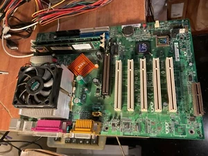 VINTAGE-MSI K7T TURBO Ms 6330 Lite +CPU AMD+ 256 MB Socket 462 - Foto 1 di 3
