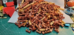 Lincoln Logs HUGE LOT -313 Pieces- Building parts Roofs Accessories - Picture 1 of 6