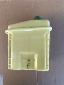 Supporto Serbatoio Servo Olio per Audi A8 4A0422373A - Foto 1 di 10