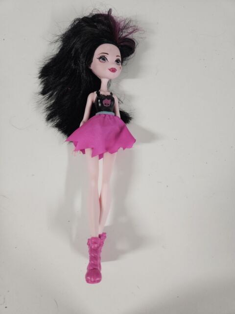 Monster High Boneca Draculaura Moda : : Brinquedos e Jogos