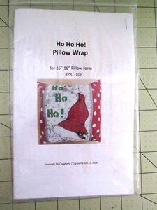 Patrón de edredón con apliques "Ho Ho Hat Pillow Wrap" de Emerald McClaugherty - Imagen 1 de 2
