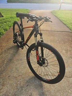 mountain bike - Image 1 of 4