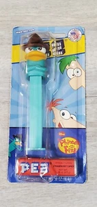 Collezione Figurine Disney Pez Fragola Candy Phineas E Ferb - Foto 1 di 4