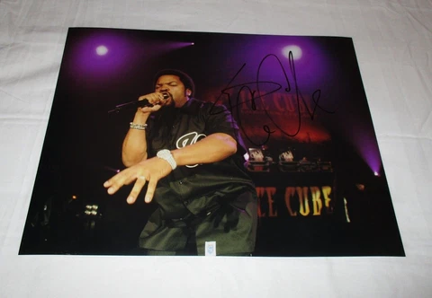 ICE CUBE SIGNED 11X14 PHOTO N.W.A 2 Cover