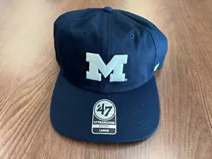 MICHIGAN WOLVERINES 47 FRANCHISE LS MÜTZE MARINEBLAU L TAILLIERT KAPPE NCAA NEU NEU NEU MIT ETIKETT 7 1/4 $ 40 - Bild 1 von 5