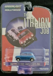 GREENLIGHT Hollywood Series 28 - THE ITALIAN JOB - BLUE Austin Mini Cooper 1:64 - Picture 1 of 2