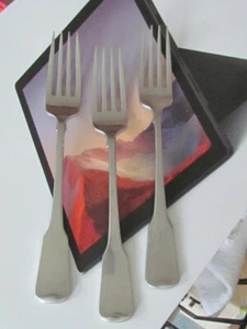 3 Oneida Cube USA Stainless Dinner Forks Lot American Colonial - Picture 1 of 12