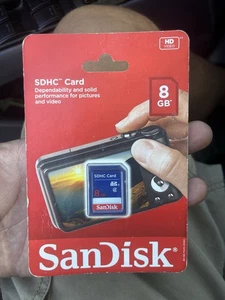 SanDisk 8GB SDHC Memory Card SDSDB-008G-AW46 - Picture 1 of 4