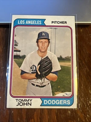Tommy John 1974 Topps Baseball #451 EX-NM Range Los Angeles Dodgers Foto 1 de 4