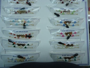 BABY BRACELET WITH BLACK AZABACHE HAND (( BRANDNEW )).. - Picture 1 of 1