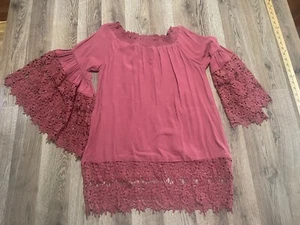 Colleen Lopez Shirt, Women's Size Small, Red, 3/4 Lace Flutter Sleeve - Picture 1 of 8