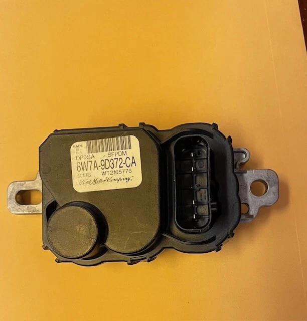 2006 2011 Ford Crown Victoria Fuel Pump Module 6W7A-9D372-CA - Image 1 of 1
