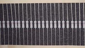 Menge 25 - 20k Ohm 1/2W 5% Axial Metallfilm Widerstände - Brandneu - Bild 1 von 1