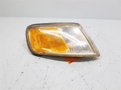 Passenger Corner/Park Light Park Lamp-turn Signal Fits 94-97 ACCORD 197848 - Image 1 of 4