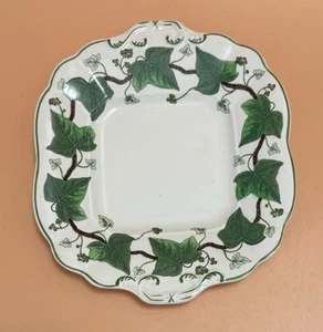 Wedgwood Napoleon Ivy - Handled Cake Plate (A) - Picture 1 of 6