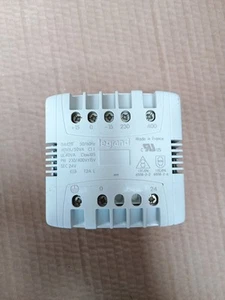 Trasformatore Legrand 044211 NUOVO E 380/24 v 40VA disponibilità 4 pezzi... - Imagen 1 de 1